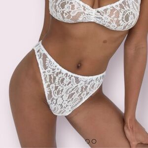 Rumored Smitten Brief | White‎ Lace